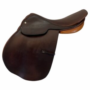 17.5Inch Used Falcon Close Contact Saddle