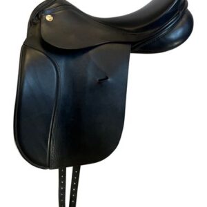 17.5Inch Used Karl Niedersuss KPHS Symphnoe Dressage Saddle