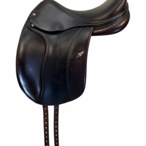 18 Inch Used Equipe Kalifornia Dressage Saddle